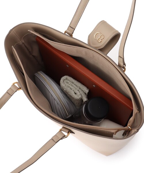 couture brooch（クチュールブローチ）の「◆キレイめ通勤スタイル　3ポケットA4トートバッグ（トートバッグ・レディース・ブラック/ベージュ・00）」の9枚目の写真