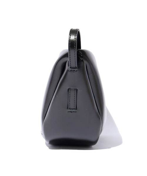 YAHKI(ヤーキ)の「YAHKI/ヤーキ CROSS BODY BAG クロスボディバッグ(ショルダーバッグ・レディース・ブラック/オフホワイト・FREE)」の9枚目の写真
