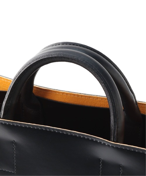 ピエニ Kaari カーリ Tote Lサイズ バッグ PIENI（ピエニ）の「【PIENI / ピエニ】Kaari TOTE L / カーリ
