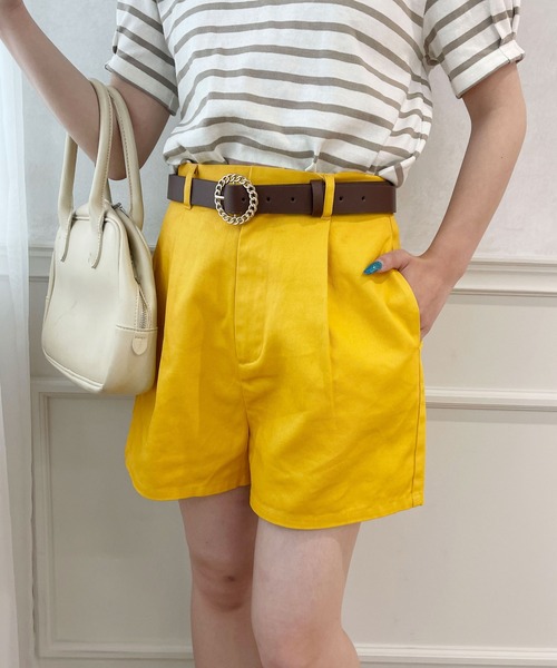 PairPair(ペアペア)の「ツイルショートパンツ(その他パンツ・レディース・アイボリー/マスタード/モカ・フリー)」の1枚目の写真