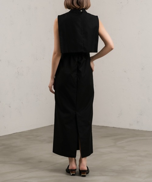 Ezick(エジック)の「【&g’aime】ケープディティールワンピース(ワンピース・レディース・ブラック/グレイッシュベージュ・FREE)」の7枚目の写真