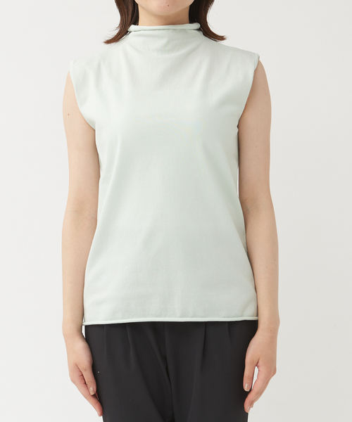 qualite（カリテ）の「《アンサンブル対応》コットンストレッチノースリーブニット（ニット/セーター・レディース・チャコールグレー/オフホワイト/セージグリーン・フリー）」の5枚目の写真