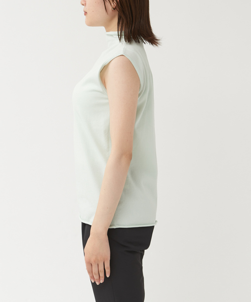 qualite（カリテ）の「《アンサンブル対応》コットンストレッチノースリーブニット（ニット/セーター・レディース・チャコールグレー/オフホワイト/セージグリーン・フリー）」の11枚目の写真