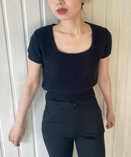 GIMME GIMME（ギミーギミー）の「【GIMME GIMME】Short-sleeved knit gimw22s009（ニット/セーター・レディース・ブラック/ホワイト・FREE）」の3枚目の写真