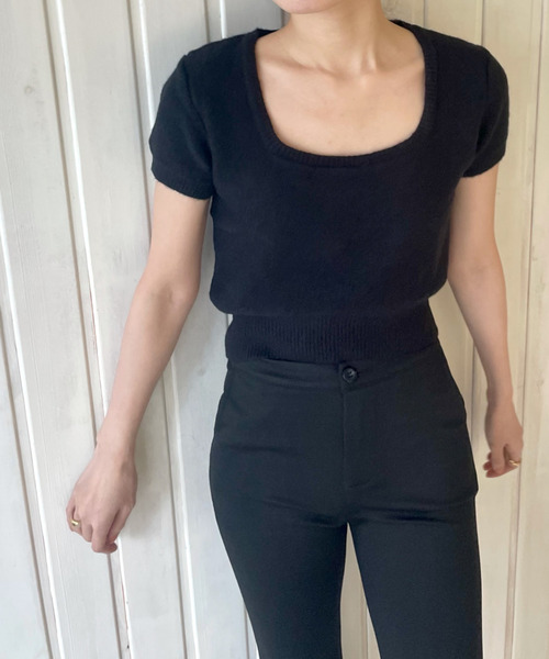 GIMME GIMME（ギミーギミー）の「【GIMME GIMME】Short-sleeved knit gimw22s009（ニット/セーター・レディース・ブラック/ホワイト・FREE）」の5枚目の写真