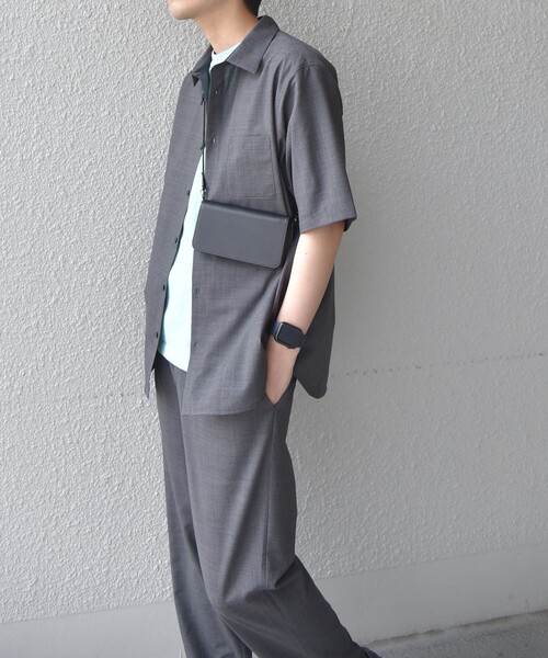 SHIPS any（シップス エニィ）の「SHIPS any: 【ウォッシャブル】CROSS MOVA ストレッチ リラックス  半袖 シャツ  セットアップ対応（シャツ/ブラウス・メンズ・ブラック/チャコールグレー/ブラウン・SMALL/MEDIUM/LARGE/X-LARGE）」の2枚目の写真