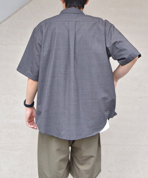 SHIPS any（シップス エニィ）の「SHIPS any: 【ウォッシャブル】CROSS MOVA ストレッチ リラックス  半袖 シャツ  セットアップ対応（シャツ/ブラウス・メンズ・ブラック/チャコールグレー/ブラウン・SMALL/MEDIUM/LARGE/X-LARGE）」の8枚目の写真