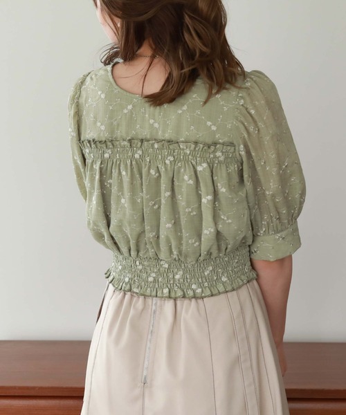 archives（アルシーヴ）の「デコルテデザイン２ｗａｙブラウス（シャツ/ブラウス・レディース・ブラック/グリーン/アイボリー・MEDIUM）」の18枚目の写真