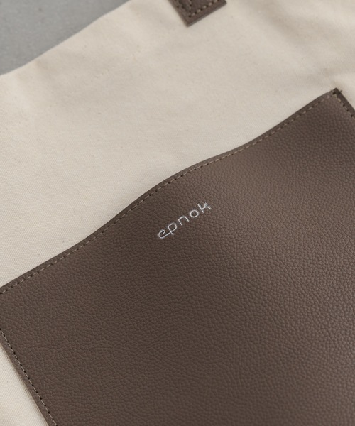 epnok（エプノック）の「パイピングキャンバストート（トートバッグ・メンズ・ブラック/モカ・FREE）」の11枚目の写真