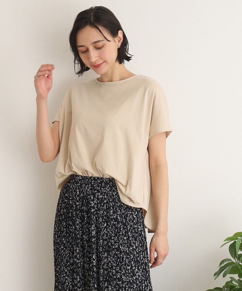 DRESKIP(ドレスキップ)の「◆後ろギャザープルオーバー(Tシャツ/カットソー・レディース・オフホワイト/ブラック/ダークオレンジ/ライトベージュ・02/03)」の3枚目の写真