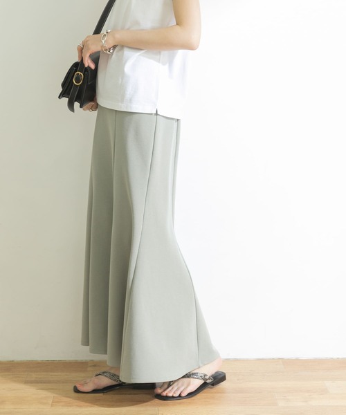 URBAN RESEARCH（アーバンリサーチ）の「カットマーメイドスカート（スカート・レディース・ブラック/グリーン系その他・FREE）」の8枚目の写真