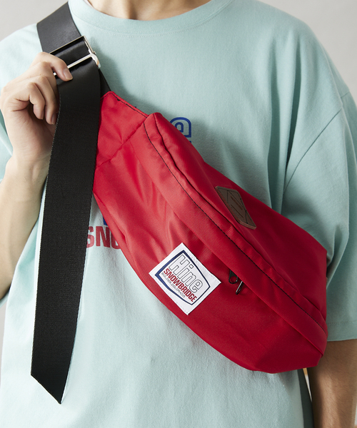 JOURNAL STANDARD relume（ジャーナルスタンダード　レリューム）の「《予約》【HINE SNOWBRIDGE / ハイン スノウブリッジ】別注 WEST BAG（ボディバッグ/ウエストポーチ・メンズ・ネイビー/レッド・FREE）」の2枚目の写真