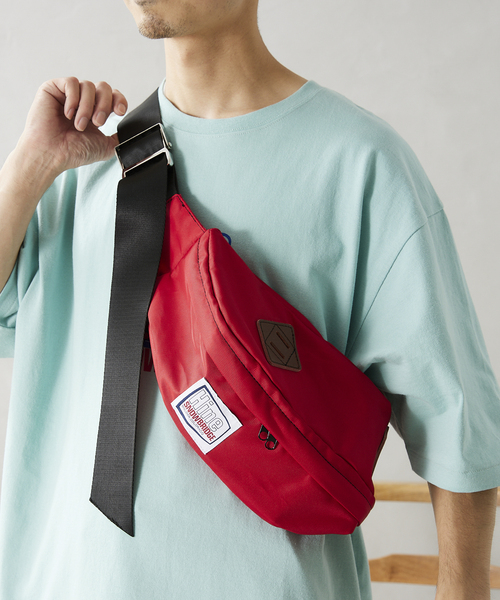 JOURNAL STANDARD relume（ジャーナルスタンダード　レリューム）の「《予約》【HINE SNOWBRIDGE / ハイン スノウブリッジ】別注 WEST BAG（ボディバッグ/ウエストポーチ・メンズ・ネイビー/レッド・FREE）」の4枚目の写真