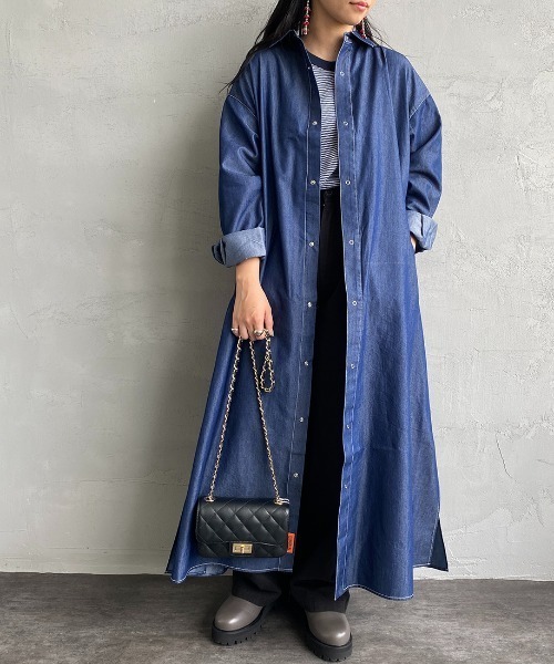UNIVERSAL OVERALL（ユニバーサルオーバーオール）の「【LaLa Begin12・1月号掲載】[UNIVERSAL OVERALL/ユニバーサルオーバーオール] 別注 ロング丈シャツワンピース（ワンピース・レディース・ネイビー/グレー/インディゴブルー/ワンウォッシュ・F）」の4枚目の写真