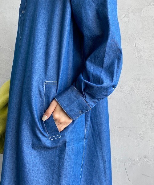 UNIVERSAL OVERALL（ユニバーサルオーバーオール）の「【LaLa Begin12・1月号掲載】[UNIVERSAL OVERALL/ユニバーサルオーバーオール] 別注 ロング丈シャツワンピース（ワンピース・レディース・ネイビー/グレー/インディゴブルー/ワンウォッシュ・F）」の9枚目の写真
