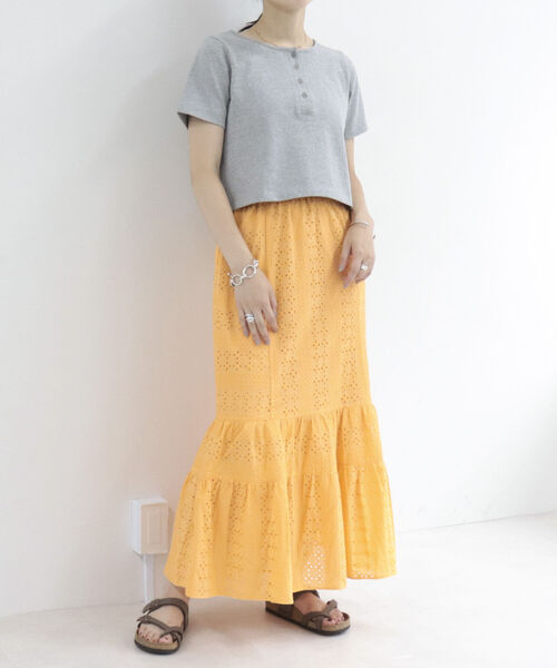 fredy emue（フレディエミュ）の「ヘンリーネック　クロップドTシャツ（Tシャツ/カットソー・レディース・ブラック/グレー/オフホワイト・38）」の15枚目の写真