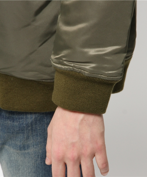 OUTLET(アウトレット)の「【WHO'S WHO gallery】EM中綿入リBIGMA-1(MA-1・メンズ・カーキ・FREE)」の13枚目の写真