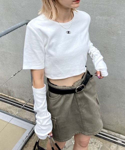 WHO'S WHO gallery（フーズフーギャラリー）の「【SLOPPY/スロッピー】Sロゴアームウォーマートップス（Tシャツ/カットソー・レディース・アッシュグレー/ブラック/オフホワイト・FREE）」の2枚目の写真