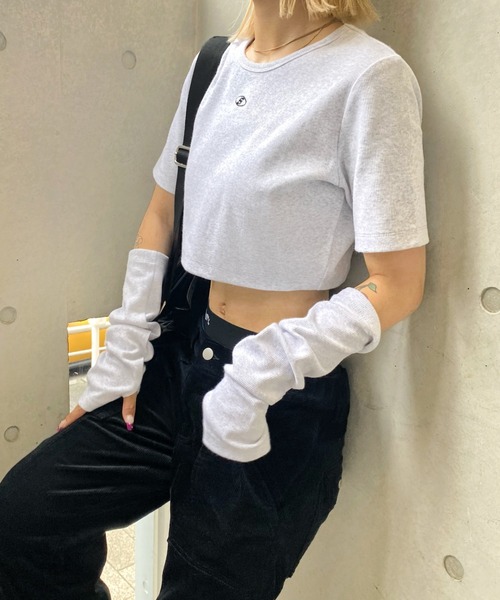 WHO'S WHO gallery（フーズフーギャラリー）の「【SLOPPY/スロッピー】Sロゴアームウォーマートップス（Tシャツ/カットソー・レディース・アッシュグレー/ブラック/オフホワイト・FREE）」の6枚目の写真
