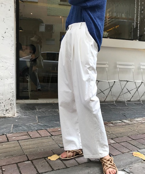 meJane（ミージェーン）の「タック入りルーズチノパンツ【ZOZOTOWN限定】（チノパンツ・レディース・ブラック/オフホワイト・S/M）」の3枚目の写真