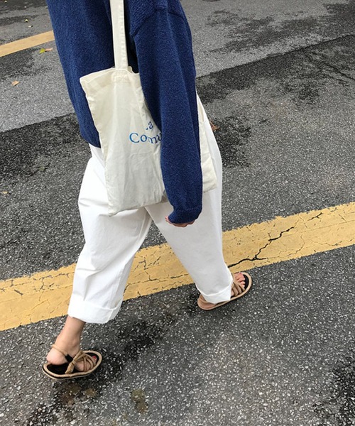 meJane（ミージェーン）の「タック入りルーズチノパンツ【ZOZOTOWN限定】（チノパンツ・レディース・ブラック/オフホワイト・S/M）」の7枚目の写真