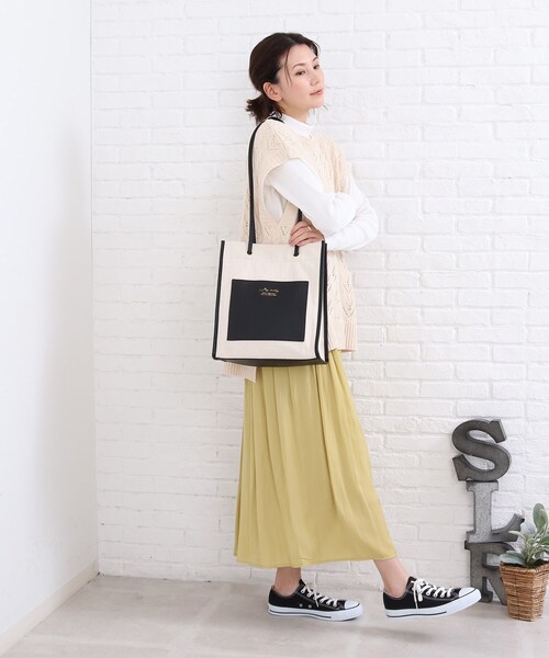 SHOO・LA・RUE(シューラルー)の「◆透かし柄 ゆるシルエット ベスト(ベスト・レディース・ブラック/ナチュラル/キャメル/ピンク系・00)」の16枚目の写真