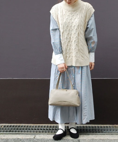 CLEDRAN(クレドラン)の「【イタリア産本革】CL3360 SCIE BOSTON BAG(ボストンバッグ・レディース・チャコールグレー/ブラック/ベージュ・FREE)」の14枚目の写真