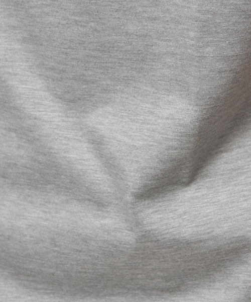 Calvin Klein（カルバン・クライン）の「シルクコットン天竺 クルーネックカットソー（Tシャツ/カットソー・メンズ・ライトグレー系/ブラック系/ネイビー系/ホワイト系・MEDIUM/X-LARGE/LARGE/SMALL）」の6枚目の写真