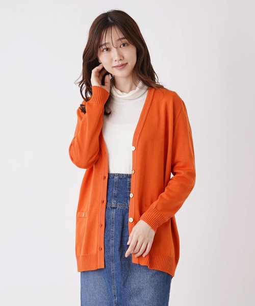 en recre（アンレクレ）の「【Nouque】Vネックニットカーディガン（カーディガン/ボレロ・レディース・ダークブルー/ブラック/LT.PINK/オフホワイト/オレンジ・2）」の4枚目の写真