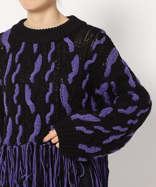 PAGEBOY（ページボーイ）の「CORE / ハンドケーブルフリンジプルオーバー（ニット/セーター・レディース・ブラック/オフホワイト・FREE）」の8枚目の写真