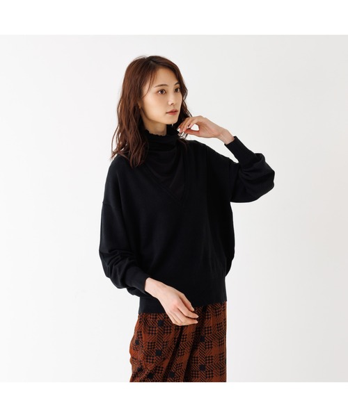 abahouse mavie（アバハウスマヴィ）の「【2点セット】レーヨンアクリル深Vネックプルオーバー（Tシャツ/カットソー・レディース・ホワイト系その他/ブラック/アイボリー/ブラック系その他/ダークオレンジ・フリー）」の4枚目の写真