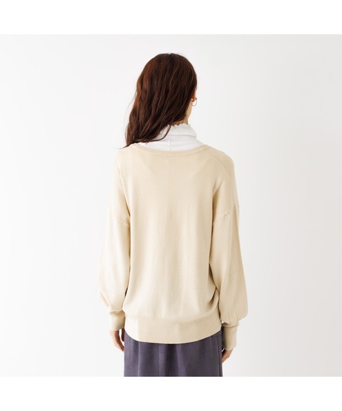 abahouse mavie（アバハウスマヴィ）の「【2点セット】レーヨンアクリル深Vネックプルオーバー（Tシャツ/カットソー・レディース・ホワイト系その他/ブラック/アイボリー/ブラック系その他/ダークオレンジ・フリー）」の22枚目の写真