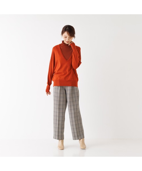 abahouse mavie（アバハウスマヴィ）の「【2点セット】レーヨンアクリル深Vネックプルオーバー（Tシャツ/カットソー・レディース・ホワイト系その他/ブラック/アイボリー/ブラック系その他/ダークオレンジ・フリー）」の7枚目の写真