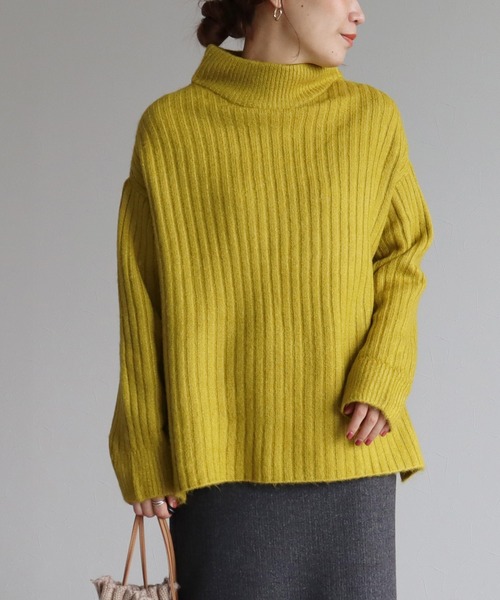 reca(レカ)の「ハイネックスリットニット(ニット/セーター・レディース・マスタード/オートミール/オレンジ・FREE)」の2枚目の写真