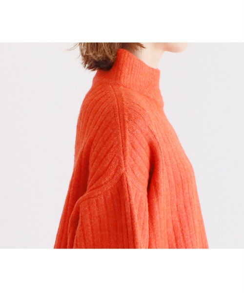 reca(レカ)の「ハイネックスリットニット(ニット/セーター・レディース・マスタード/オートミール/オレンジ・FREE)」の17枚目の写真