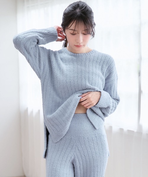 aimerfeel（エメフィール）の「【ふんわりやわらかくお腹にフィット・温活にも】リブモールニット 腹巻付き ルームウェア 上下 セットアップ ギフト プレゼント（ルームウェア/パジャマ・レディース・チャコールグレー/ベージュ/ピンク/ブラック/ブラウン/パープル/ベビーピンク/ライトグリーン/プラム/ピンクベージュ/グレイッシュブルー/ホワイト/シルバーグレー/ネイビー・MEDIUM/LARGE）」の9枚目の写真