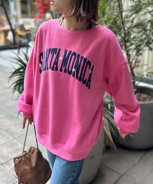 mi via loca(ミヴィアロカ)の「ウラケ裏起毛フラワー刺しゅうロゴビッグスウェット(スウェット・レディース・トップグレー/キナリ/キャメル/ピンク/ブラック・FREE)」の7枚目の写真