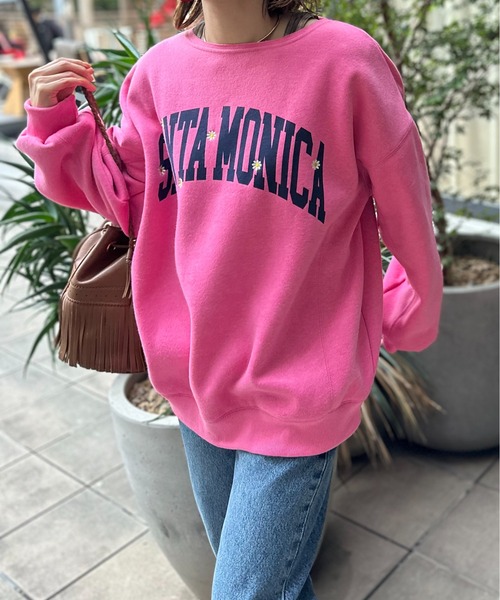 mi via loca(ミヴィアロカ)の「ウラケ裏起毛フラワー刺しゅうロゴビッグスウェット(スウェット・レディース・トップグレー/キナリ/キャメル/ピンク/ブラック・FREE)」の9枚目の写真