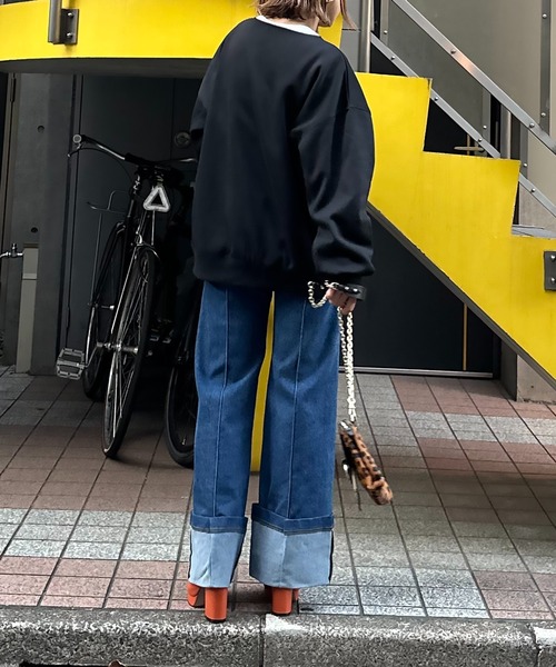 mi via loca(ミヴィアロカ)の「ウラケ裏起毛フラワー刺しゅうロゴビッグスウェット(スウェット・レディース・トップグレー/キナリ/キャメル/ピンク/ブラック・FREE)」の20枚目の写真