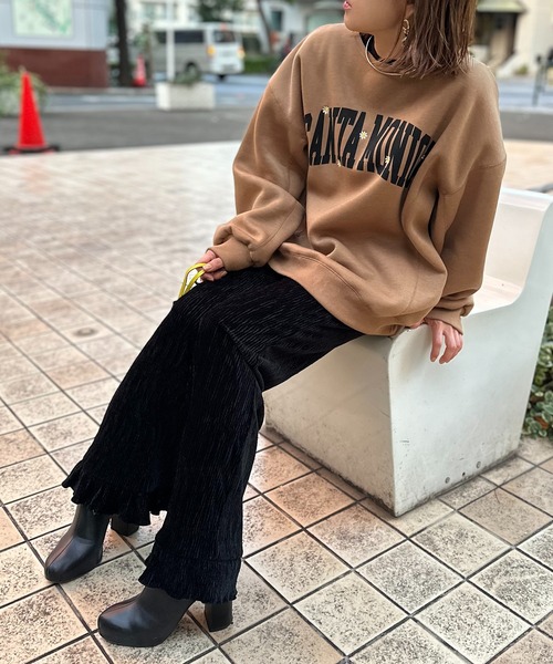 mi via loca(ミヴィアロカ)の「ウラケ裏起毛フラワー刺しゅうロゴビッグスウェット(スウェット・レディース・トップグレー/キナリ/キャメル/ピンク/ブラック・FREE)」の21枚目の写真