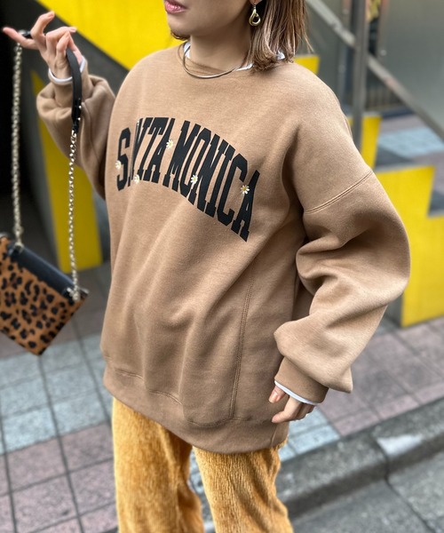 セール】ウラケ裏起毛フラワー刺しゅうロゴビッグスウェット