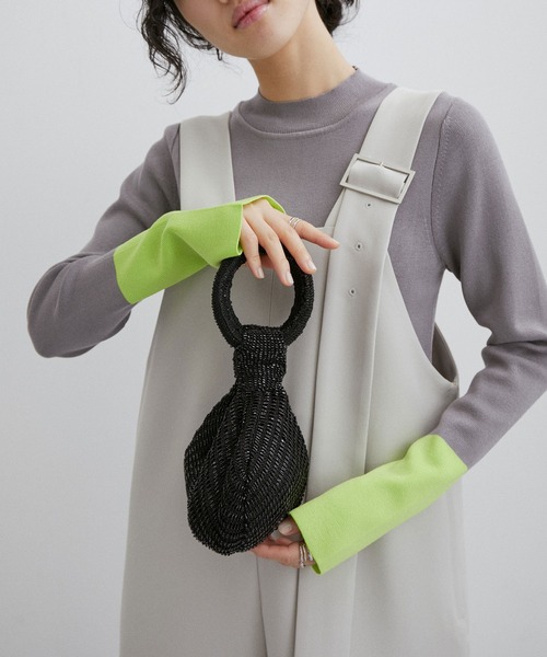 ADAM ET ROPE'(アダムエロペ)の「【ANAN'S】CROCHET CUTDANA MODERN LOOP BAG(ショルダーバッグ・レディース・ブラック/シルバー・FREE)」の5枚目の写真