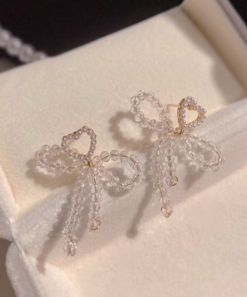 パールとクリスタルの両耳用ピアス ISOLATION / アイソレーション】 BAROQUE PEARL PIERCE / バロック