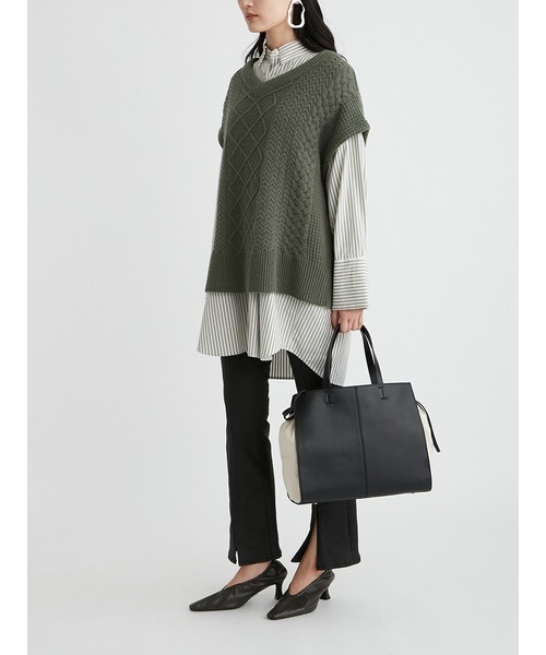 Mila Owen(ミラオーウェン)の「長袖シャツ(シャツ/ブラウス・レディース・ホワイト・FREE)」の4枚目の写真