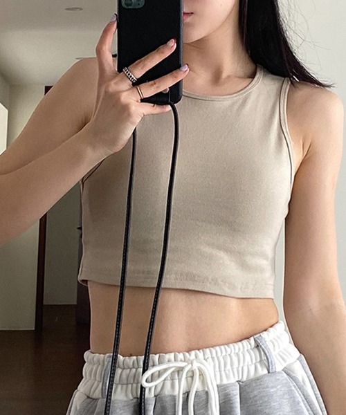 DAY CLOSET(デイ クローゼット)の「レディース ラウンドネッククロップド丈タンクトップ(タンクトップ・レディース・ホワイト/ベージュ/ブラック/杢グレー・L/M/XL)」の1枚目の写真