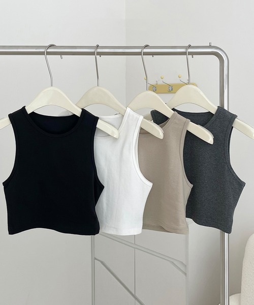 DAY CLOSET(デイ クローゼット)の「レディース ラウンドネッククロップド丈タンクトップ(タンクトップ・レディース・ホワイト/ベージュ/ブラック/杢グレー・L/M/XL)」の22枚目の写真