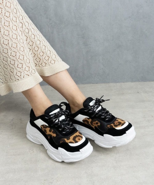 Fabby fabby（ファビィーファビィー）の「ボリュームソールスニーカー（スニーカー・レディース・ブラウン/ブラック/ブラック系その他/ベージュ/ホワイト/レオパード/ブラック×ホワイト/ブラック×ブラック/ベージュ系その他/ブラック×グレー・LARGE/MEDIUM/SMALL）」の6枚目の写真