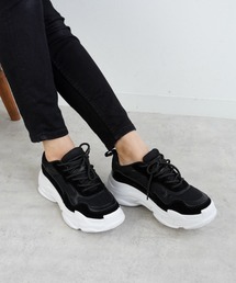 ボリュームソールスニーカー