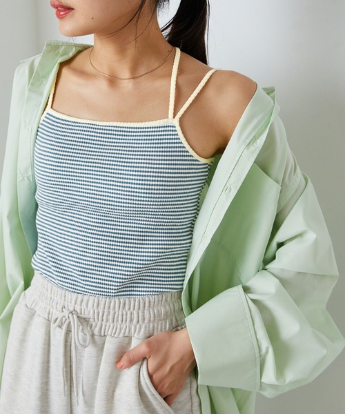 forksy.（フォルクシー）の「【forksy.】リブマイクロボーダーアシンメトリーストラップカップ付きキャミソール（キャミソール・レディース・カーキ/ブラック/ブルー/オフホワイト/ブラウン・FREE）」の5枚目の写真