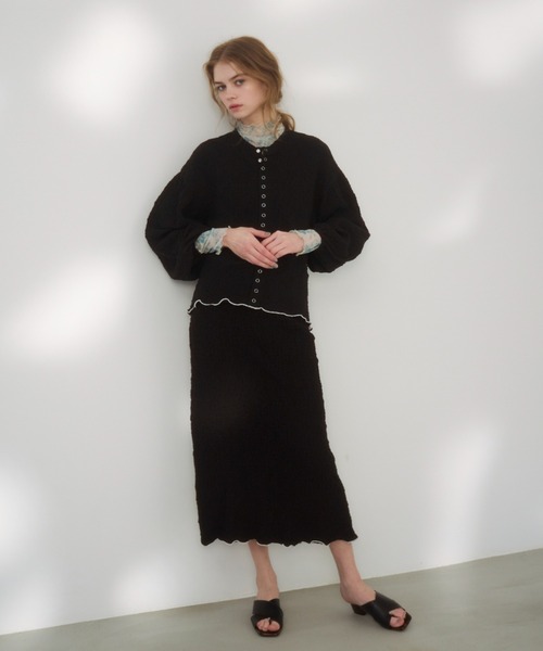 idem（イデム）の「marble thong sandals/マーブル柄スクエアトゥサンダル（サンダル・レディース・ブラック/アイボリー/ブルー・SMALL/MEDIUM/LARGE）」の19枚目の写真